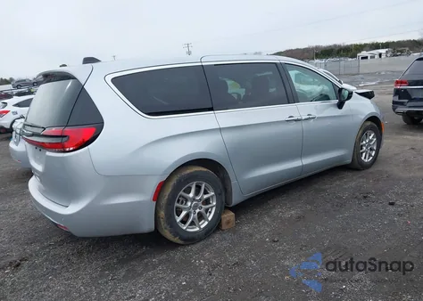 2024 Chrysler Pacifica Touring L z USA, uszkodzony, nr VIN 2C4RC1BG6RR143536
